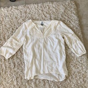 Super Cute juniors/kids white crop sleeve top